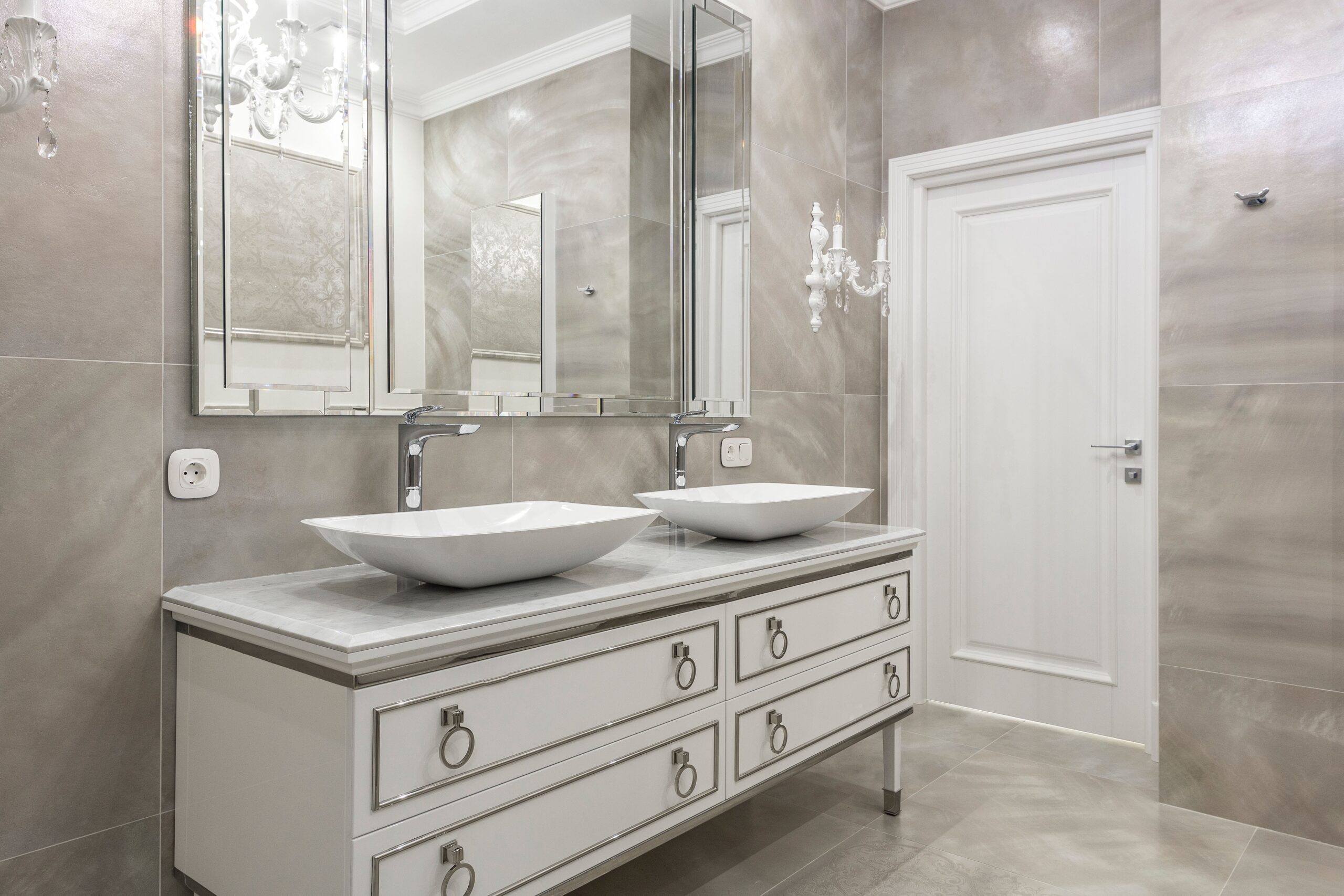 Mr General Contractors & Renovations Brampton | 17 Millstone Dr, Brampton, ON L6Y 3C7, Canada | Phone: (289) 804-3181
