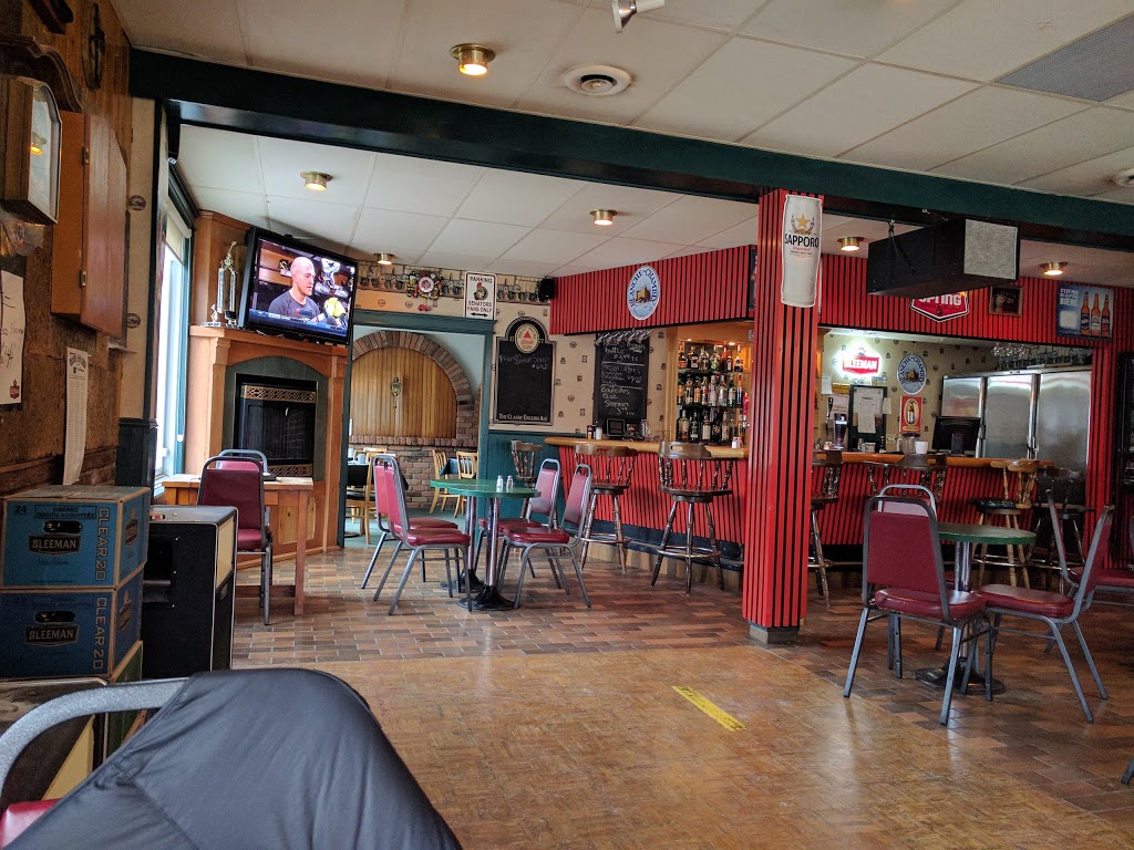 La Vallee | 1418 105 RTE, Chelsea, QC J9B 1P4, Canada | Phone: (819) 827-0524
