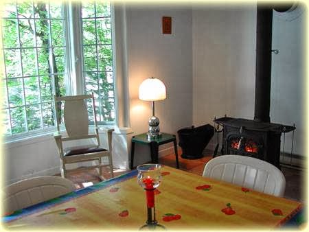 Un Chalet à Louer.ca | 171 1re Avenue, Sainte-Thècle, QC G0X 3G0, Canada | Phone: (418) 907-2839