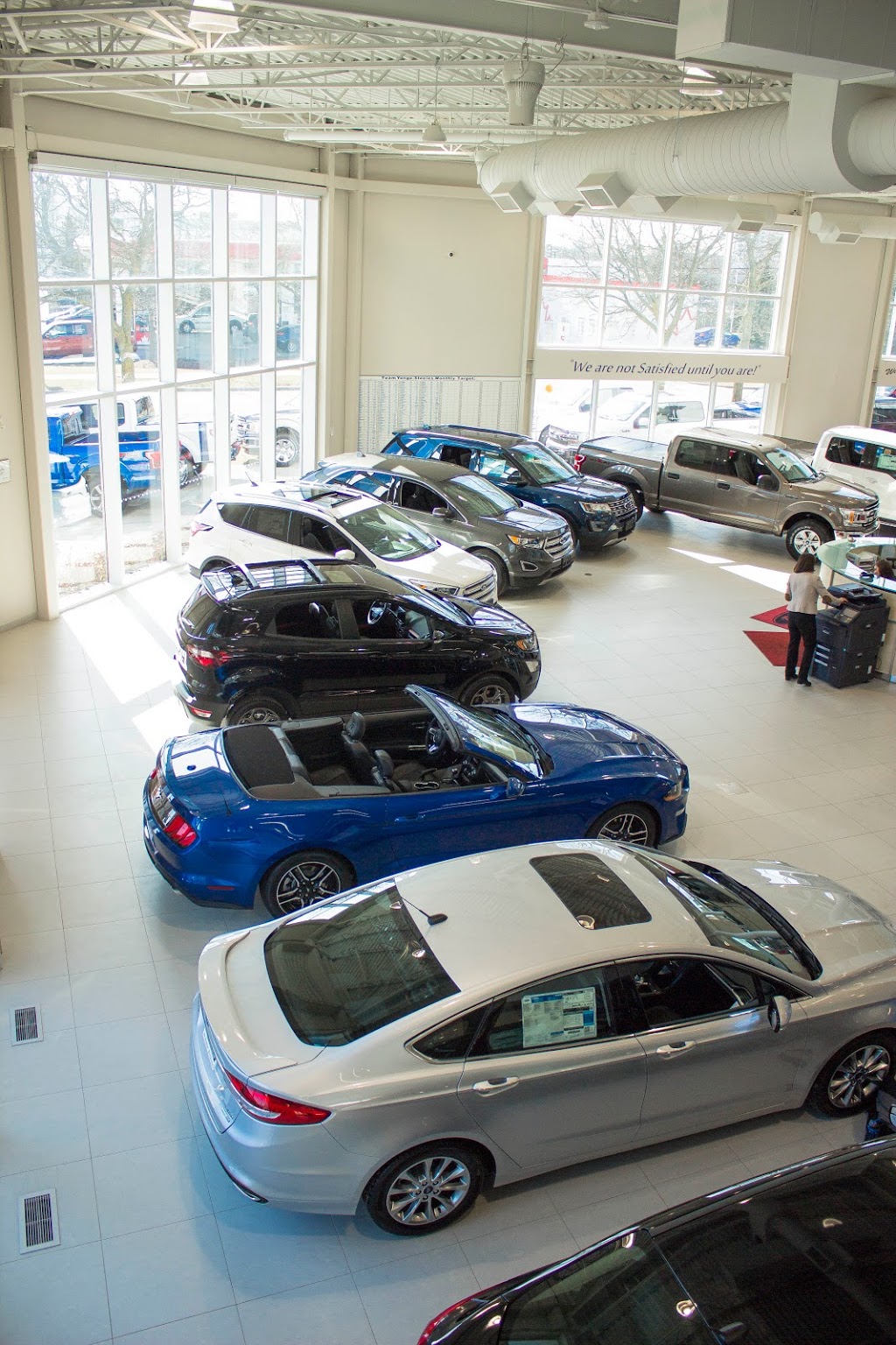 Yonge Steeles Ford Lincoln | 7120 Yonge St, Thornhill, ON L4J 1V8, Canada | Phone: (905) 889-7343