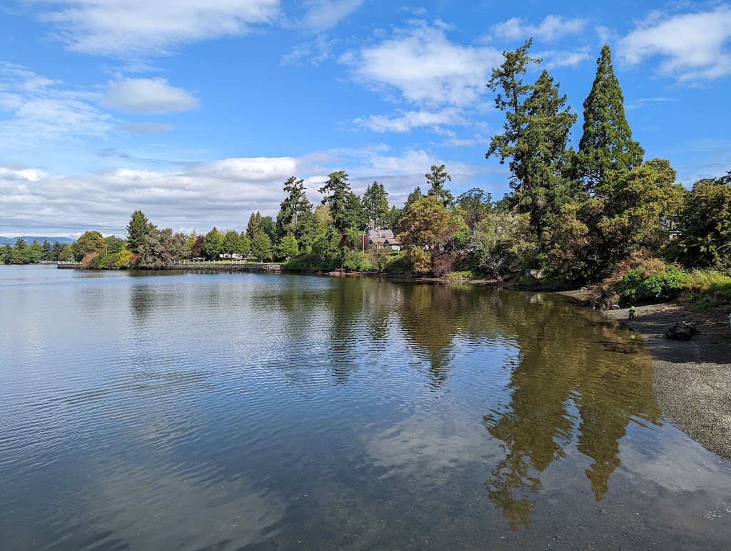 Victoria Canoe and Kayak Club | 355 Gorge Rd W, Victoria, BC V9A 1M9, Canada | Phone: (250) 590-8193