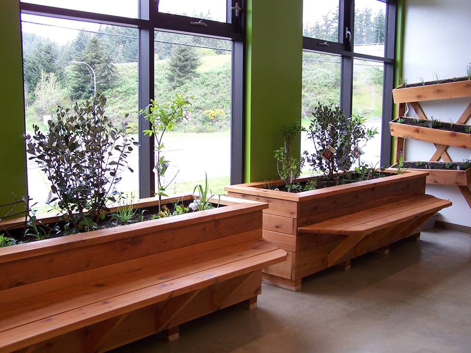 Edible Landscapes Design Ltd | 2898 Austin Ave, Victoria, BC V9A 2K7, Canada | Phone: (778) 747-3318