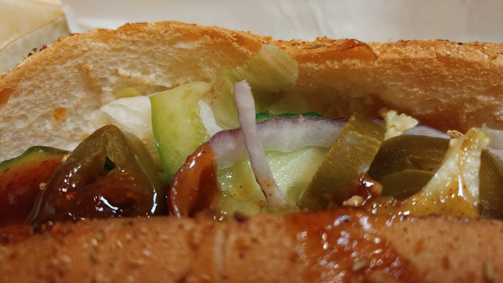 Subway | 20-1128 Henderson Hwy Kildonan Village Shopping Centre, Winnipeg, MB R2G 1L3, Canada | Phone: (204) 339-5452