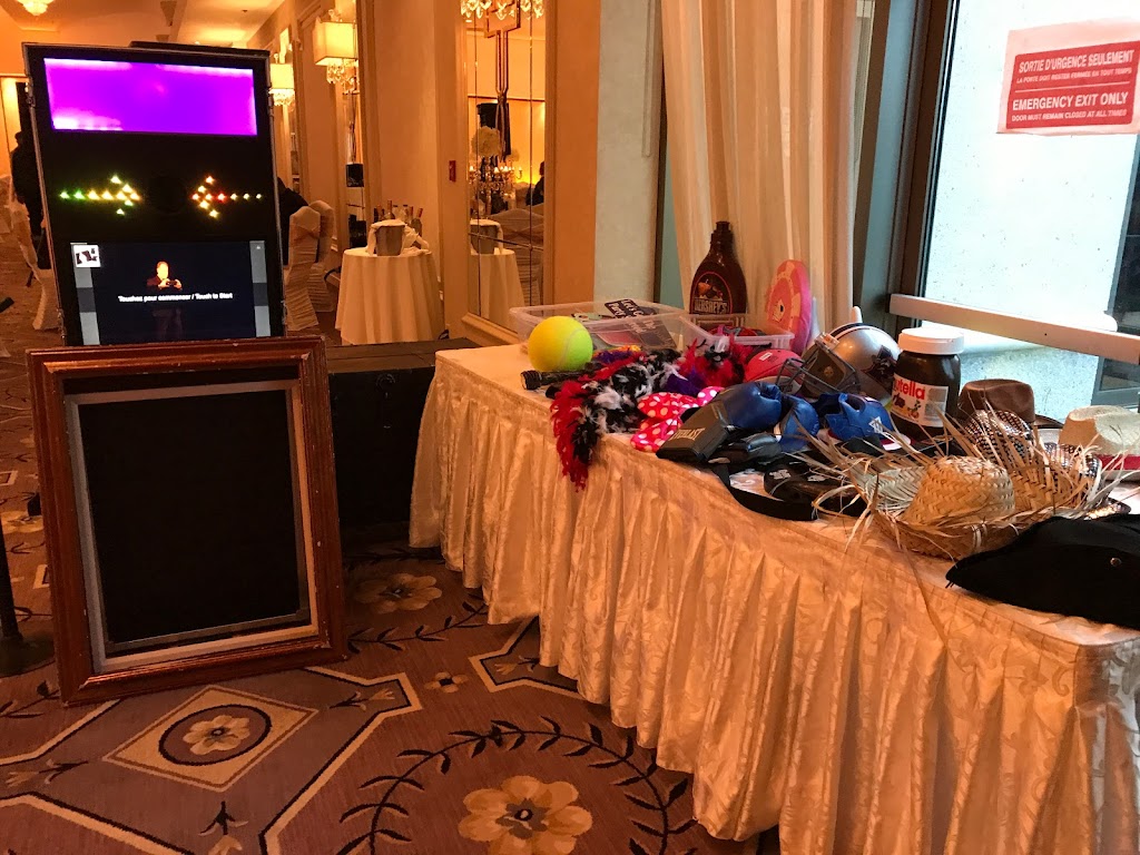 Elite Disco Mobile Montreal | 12 Rue Vincent Blouin, Kirkland, QC H9J 4B2, Canada | Phone: (514) 425-2600
