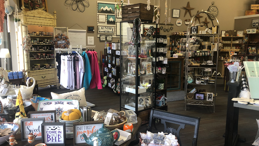 Tarts N Tiques Boutique | 8818 111 St unit 130, Fort Saskatchewan, AB T8L 2R7, Canada | Phone: (780) 999-1386