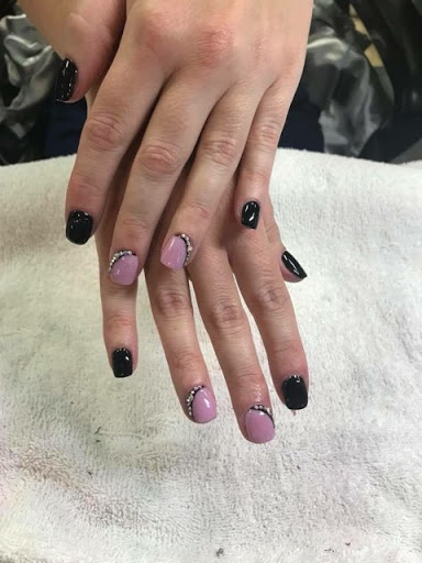 Nice One Nails | spa | 11-8280 Hwy 27, Woodbridge, ON L4H 0R9, Canada | 9052641311 OR +1 905-264-1311
