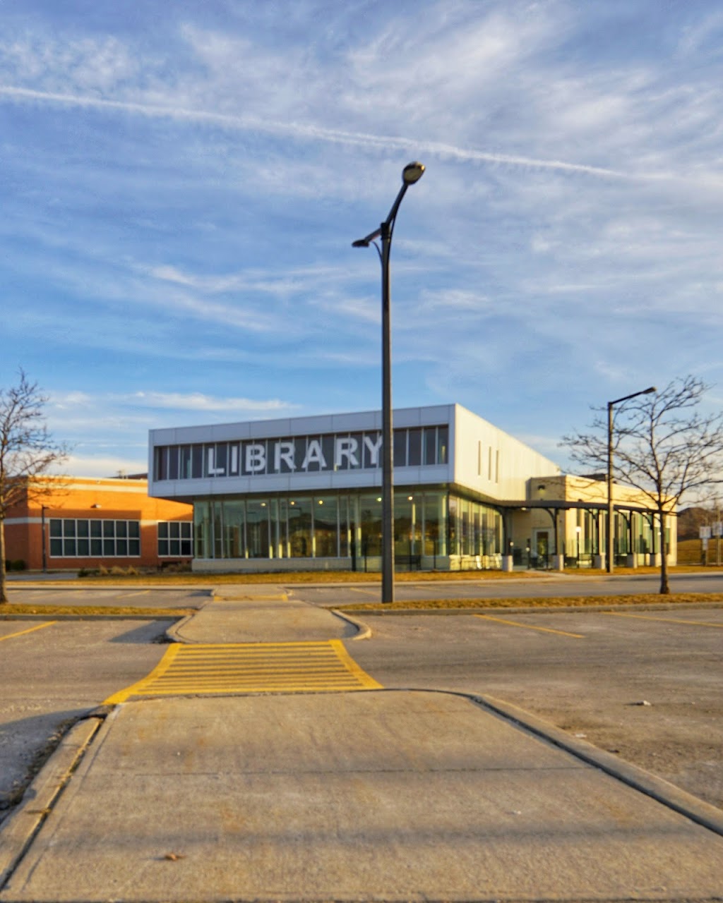 Pleasant Ridge Library | 300 Pleasant Ridge Ave, Thornhill, ON L4J 9B3, Canada | Phone: (905) 653-7323