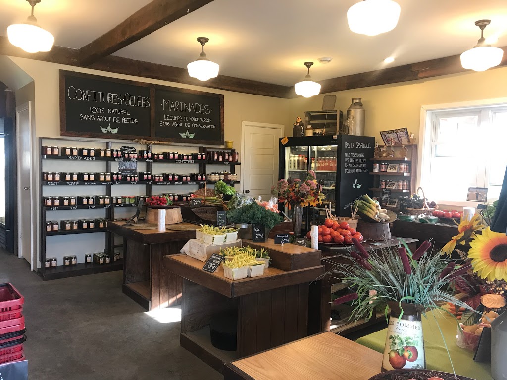 Beaulieus Farmers Market | 3700 QC-147, Waterville, QC J0B 3H0, Canada | Phone: (819) 562-6477