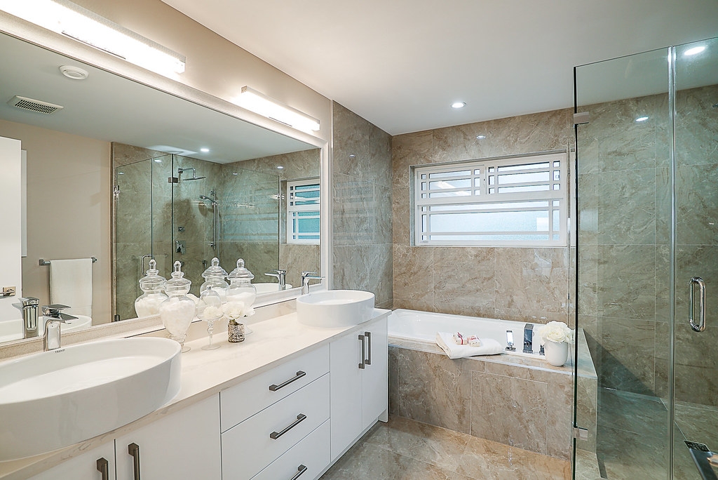 LUX Plumbing & Drainage | 7715 Cumberland St, Burnaby, BC V3N 3Y2, Canada | Phone: (604) 700-1751