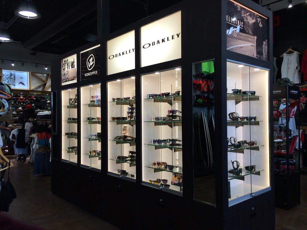 Freeride Boardshop | 525 BC-97, West Kelowna, BC V1Z 4C9, Canada | Phone: (250) 769-1110