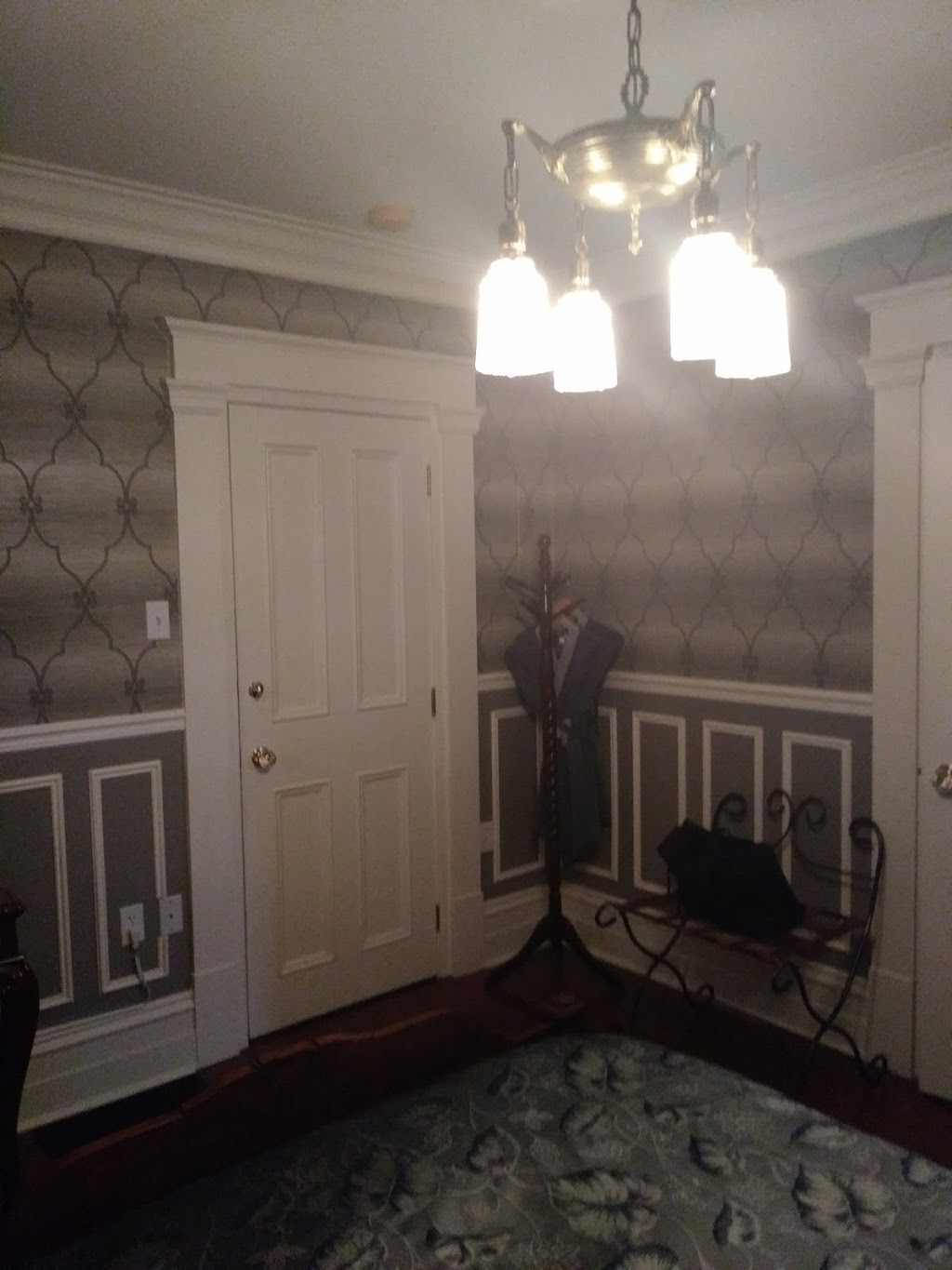 Gîte Loiselle | 836 rue Des Ursulines, Trois-Rivières, QC G9A 5B9, Canada | Phone: (819) 375-2121