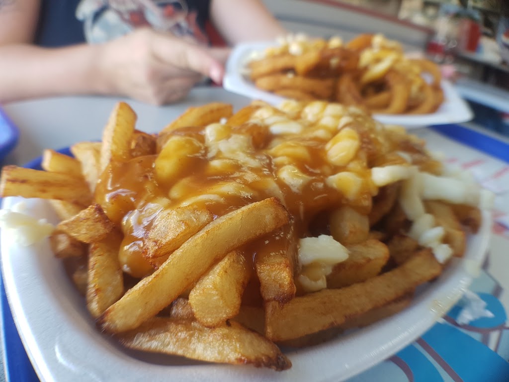 Restaurant La Belle Province | 24 Avenue Saint-Pierre, Lachine, QC H8R 1N9, Canada | Phone: (514) 595-5644