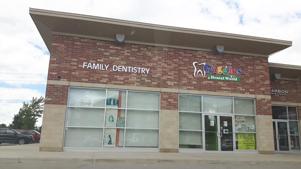 Giggles Dental World | 403 Arkell Rd, Guelph, ON N1L, Canada | Phone: (519) 767-1313