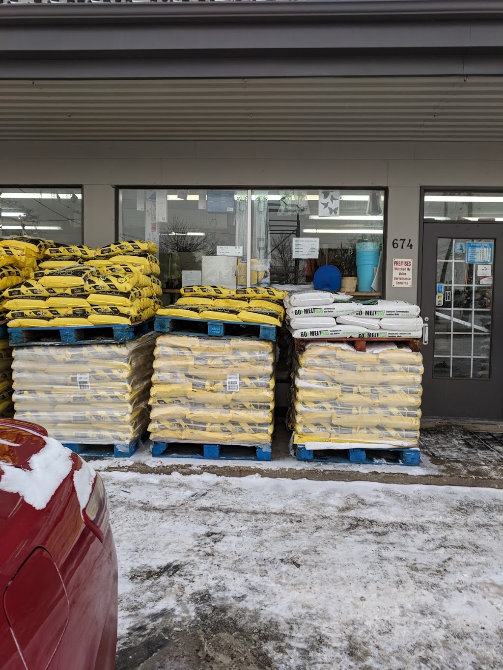Corner Farm Market | 674 Peel St, Woodstock, ON N4S 1L3, Canada | Phone: (519) 537-3561