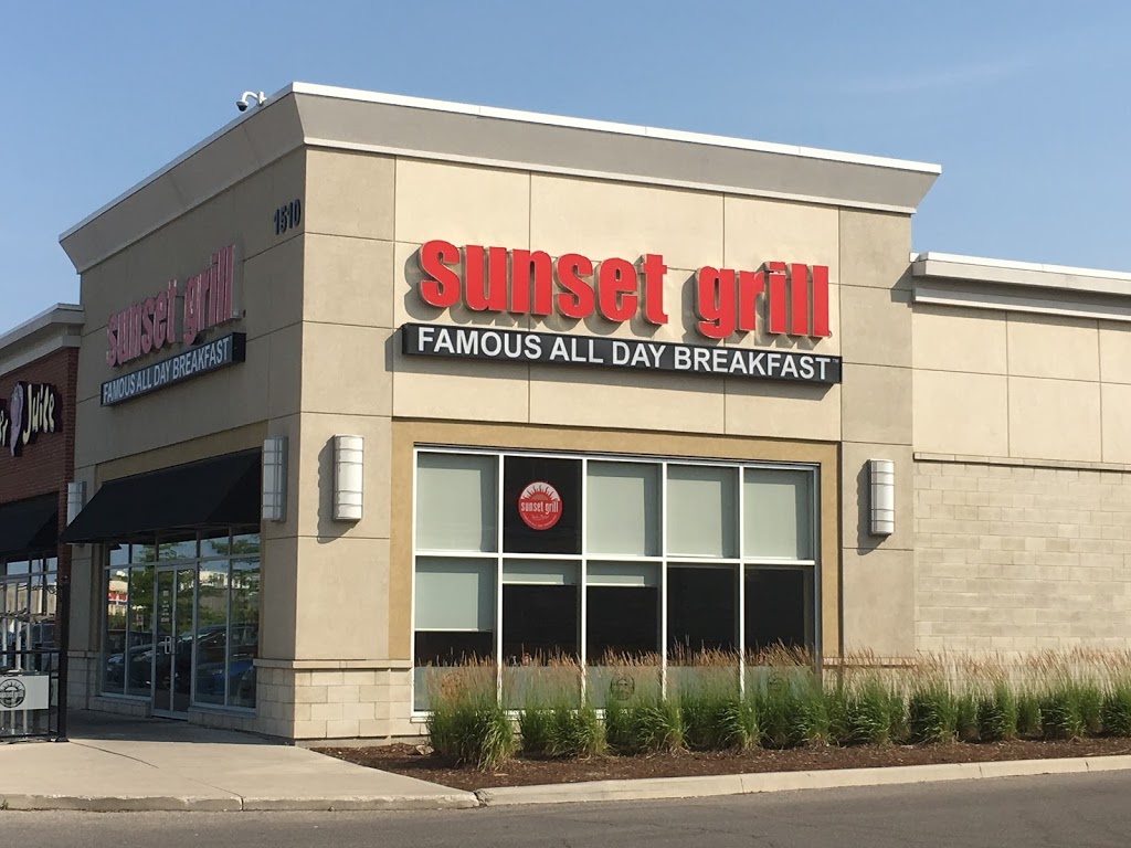 Sunset Grill | 1510 Dundas St E, Mississauga, ON L4X 1L4, Canada | Phone: (905) 277-7677