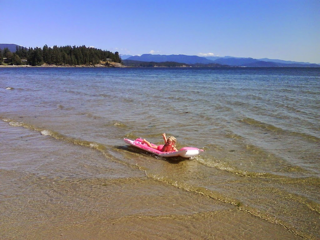 Higgins Inn | 10150 Douglas Bay Rd, Powell River, BC V8A 5C1, Canada | Phone: (604) 487-1119