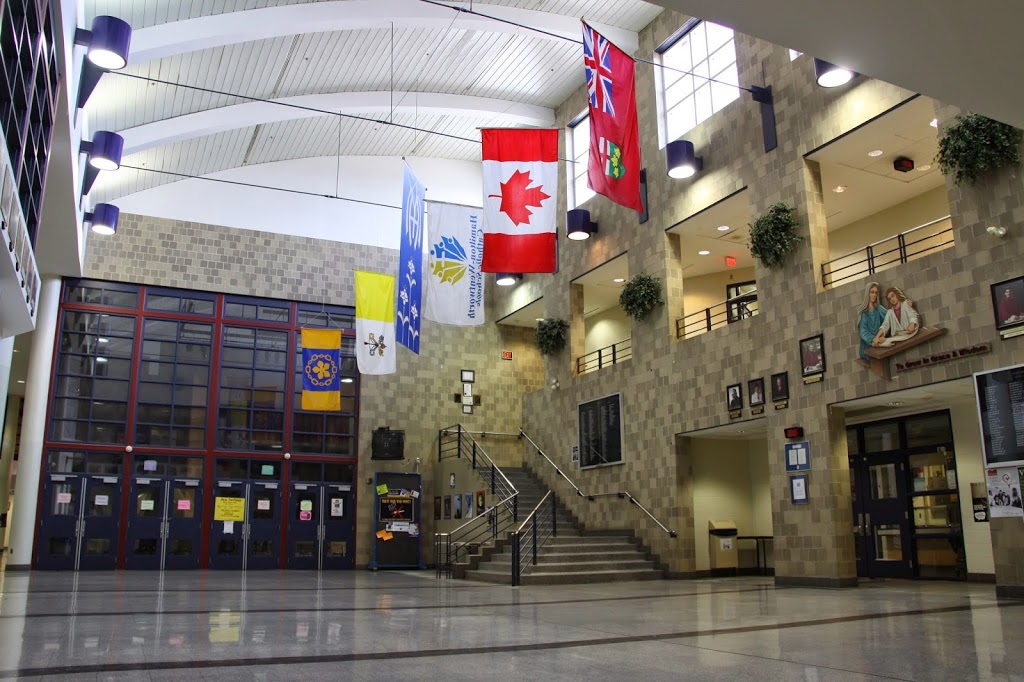 St. Mary Catholic Secondary School | 200 Whitney Ave, Hamilton, ON L8S 2G7, Canada | Phone: (905) 528-0214