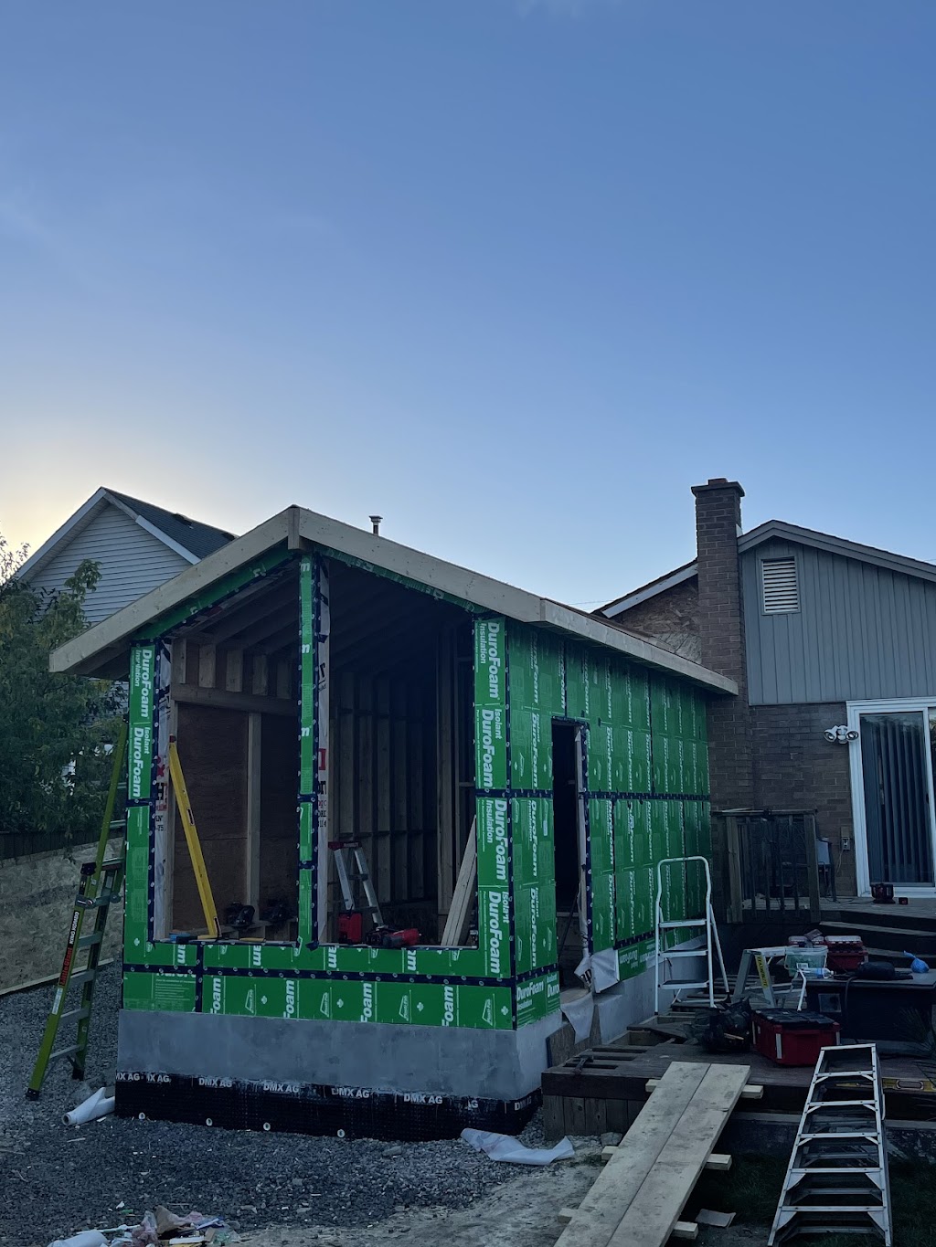 Fire & Mountain Carpentry Inc | 29 Washington St, Paris, ON N3L 2A4, Canada | Phone: (519) 993-5141