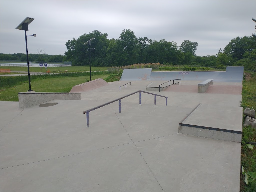 Six Nations Skate Park, Ohsweken | Lawrence Jonathan Ln, Ohsweken, ON N0A 1M0, Canada | Phone: (519) 445-4311