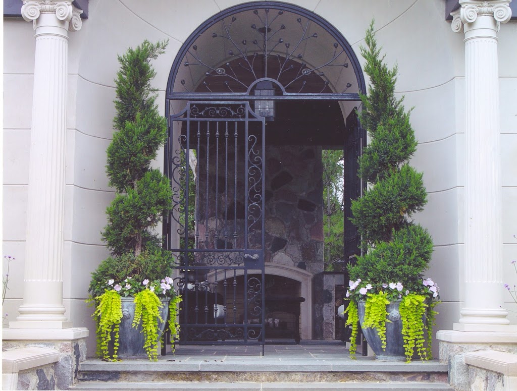 Bromsgrove Garden Ornaments Inc. | 2345 Barton St E, Hamilton, ON L8E 2W8, Canada | Phone: (905) 312-9830