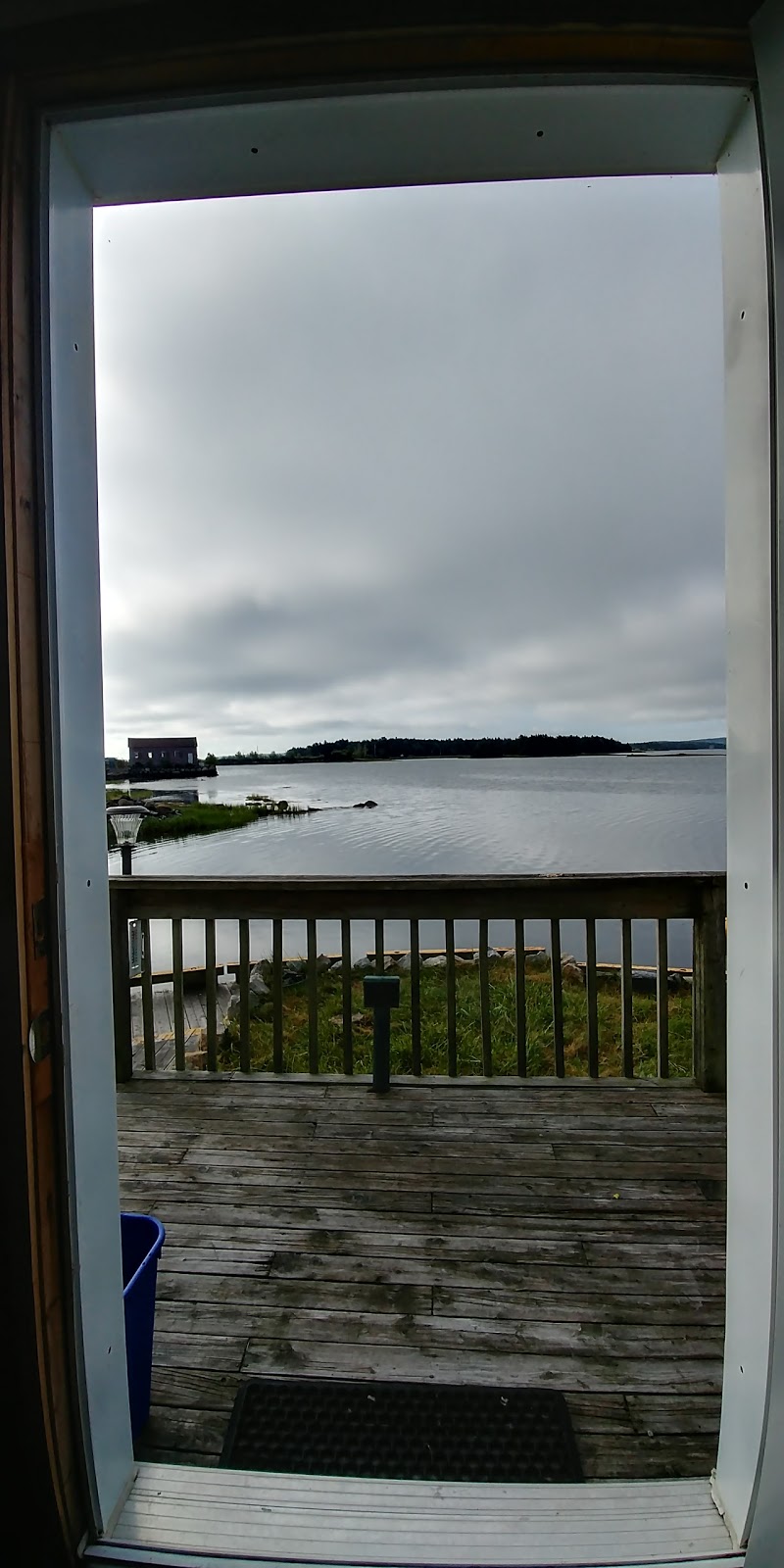 Lily Front Motel & Cottages - 693 Masons Beach Rd, Lunenburg, NS B0J ...