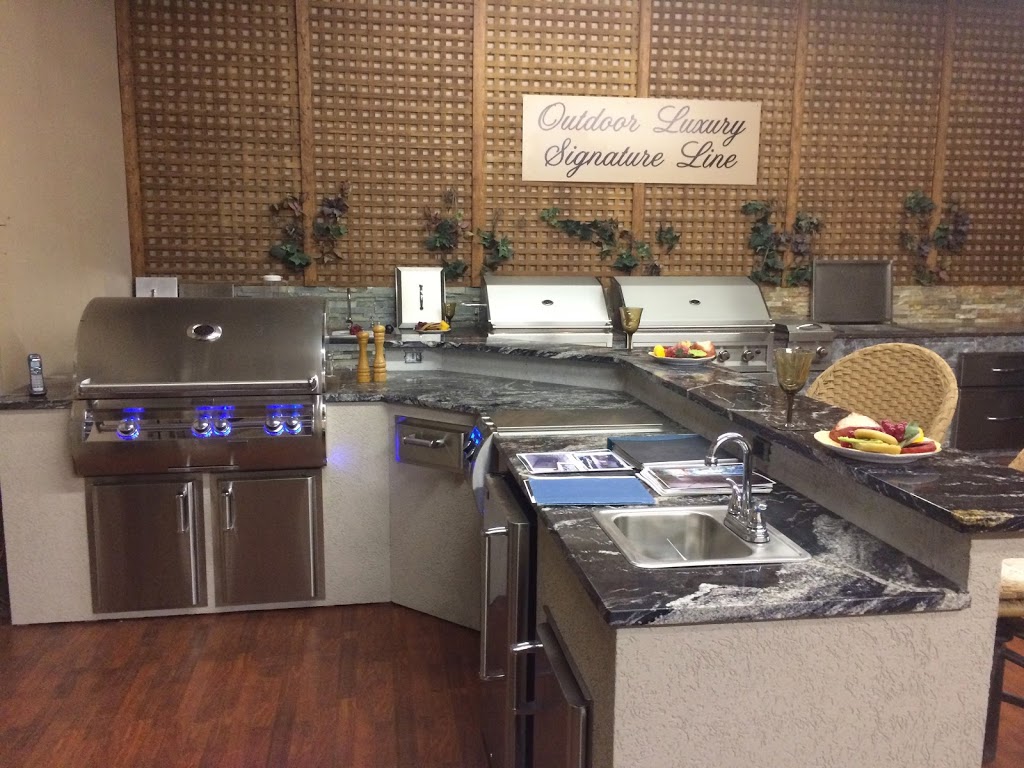 Outdoor Luxury | 95 Cousins Dr, Aurora, ON L4G 1W3, Canada | Phone: (905) 841-3100
