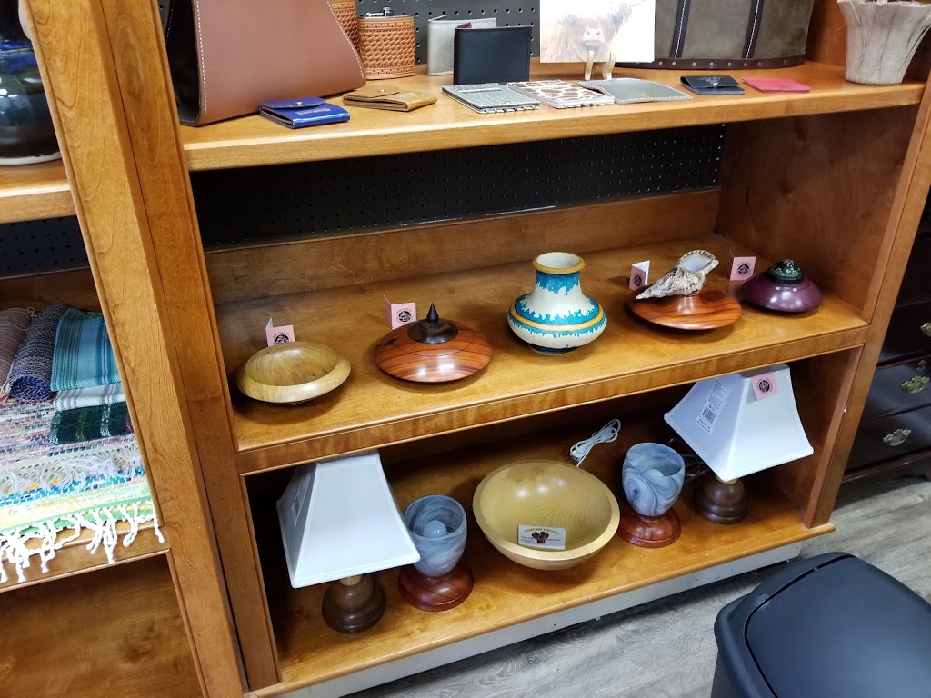 Makers | 21 Gerrish St, Windsor, NS B0N 2T0, Canada | Phone: (902) 472-2600