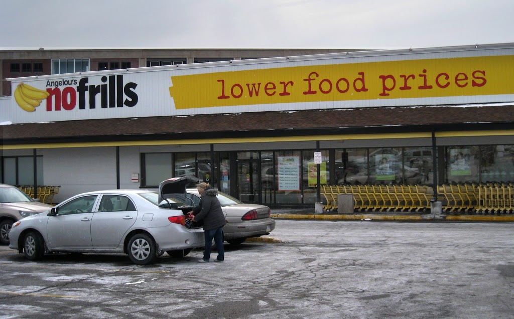 Farzins No Frills | 4040 Creditview Rd, Mississauga, ON L5C 3Y8, Canada | Phone: (866) 987-6453