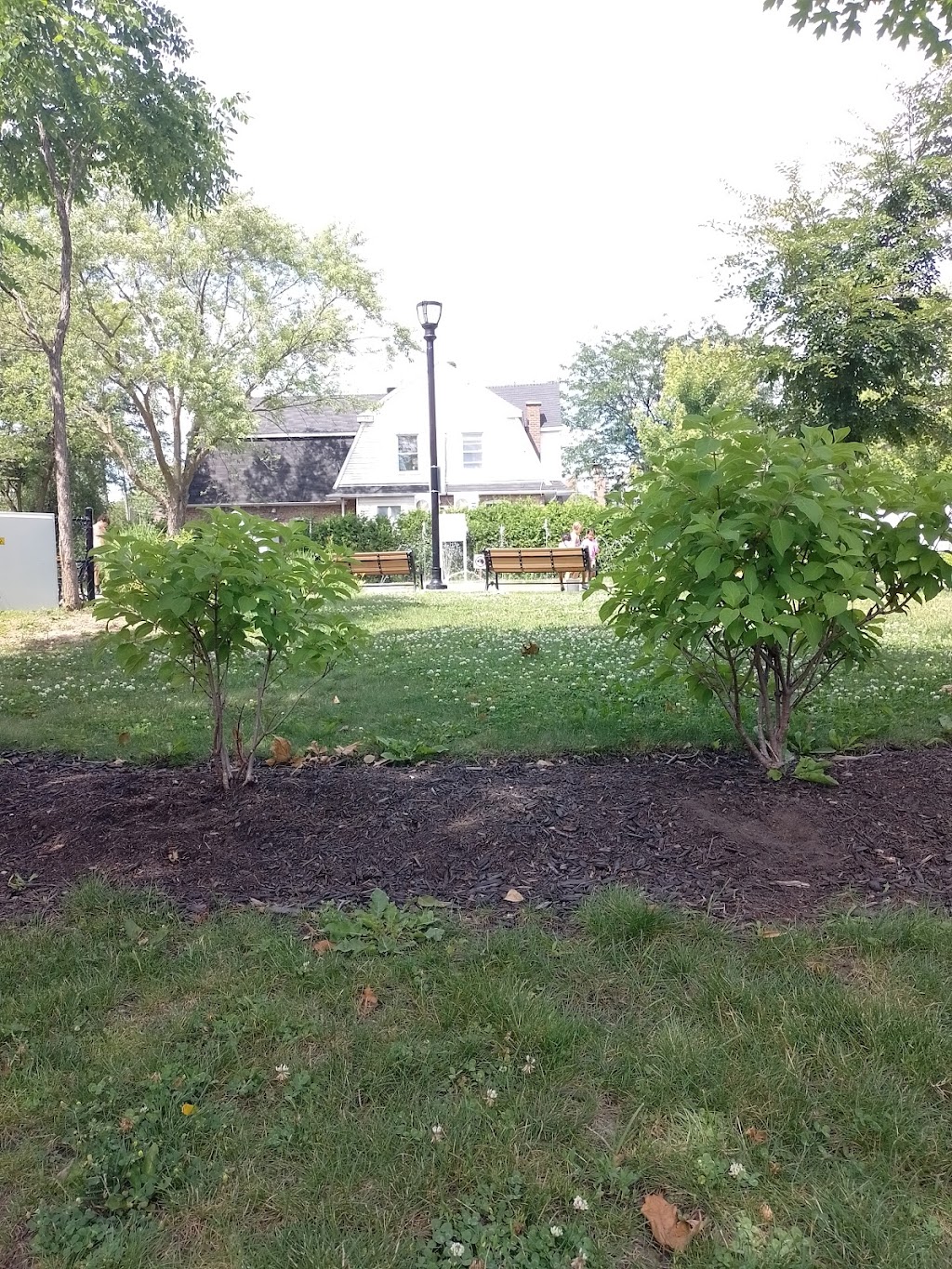 Davies Park | avenue, and Aislie, Westminster Ave S, Montreal West, QC H4X 1Y5, Canada | Phone: (514) 485-8597