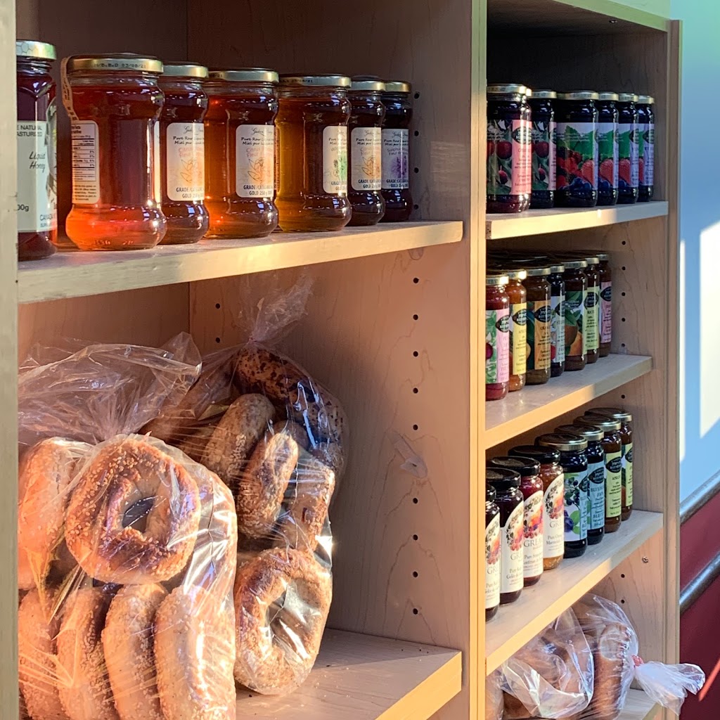 Old Bagel House | 101 Osler Dr #120, Dundas, ON L9H 4H6, Canada | Phone: (905) 627-5299