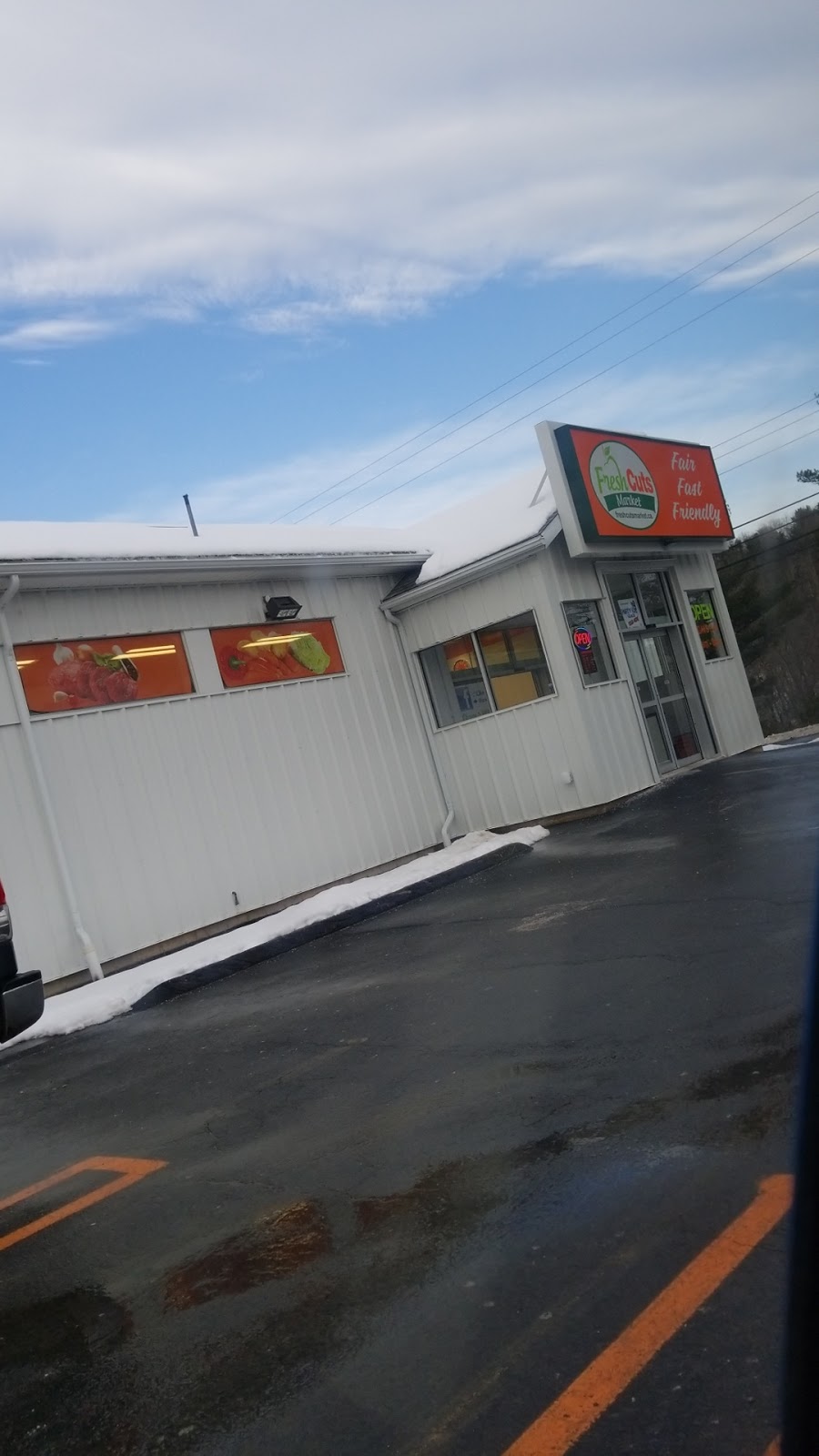 Fresh Cuts Market | 1101 King St, Bridgewater, NS B4V 1C3, Canada | Phone: (902) 541-4455