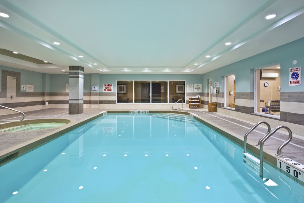 Holiday Inn Express & Suites Kingston | 11 Benson St, Kingston, ON K7K 5W2, Canada | Phone: (613) 546-3662