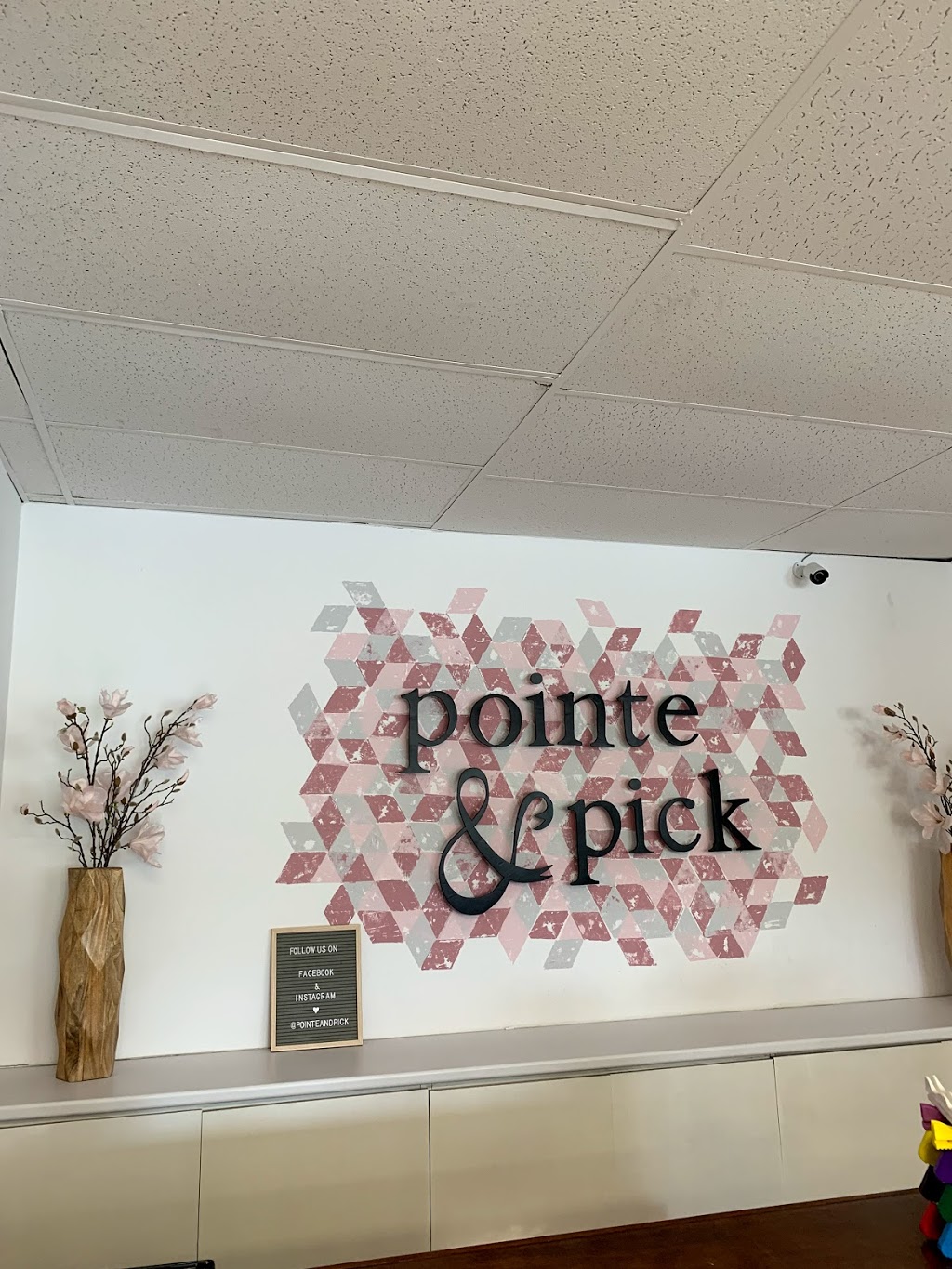 Pointe & Pick | 1615 N Routledge Park #7A, London, ON N6H 5L6, Canada | Phone: (226) 213-5152