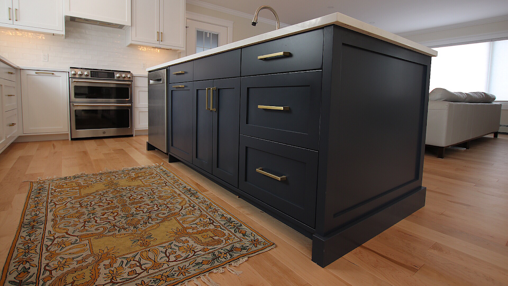 Island Bespoke Cabinetry | 39 Jewell Rd, Cornwall, PE C0A 1H9, Canada | Phone: (902) 388-1774