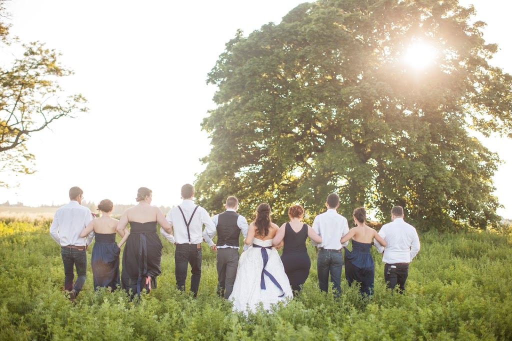Jono & Laynie {Photo + Film} | 135 King St, Burford, ON N0E 1A0, Canada | Phone: (519) 757-7990