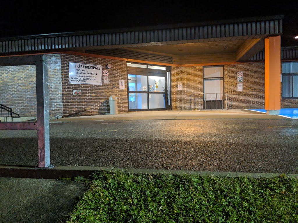 Portneuf Regional Hospital | 700 Rue Saint Cyrille, Saint-Raymond, QC G3L 1W1, Canada | Phone: (418) 337-4611