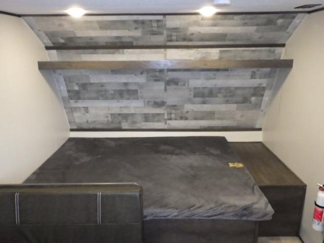 Michaels Dutchman 17B travel trailer | 972 Balbirnie Blvd, Port Moody, BC V3H 1E3, Canada | Phone: (604) 715-5887