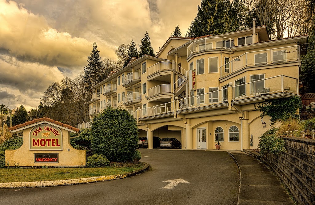 Casa Grande Inn | 3080 Island Hwy W, Qualicum Beach, BC V9K 2C5, Canada | Phone: (250) 752-4400