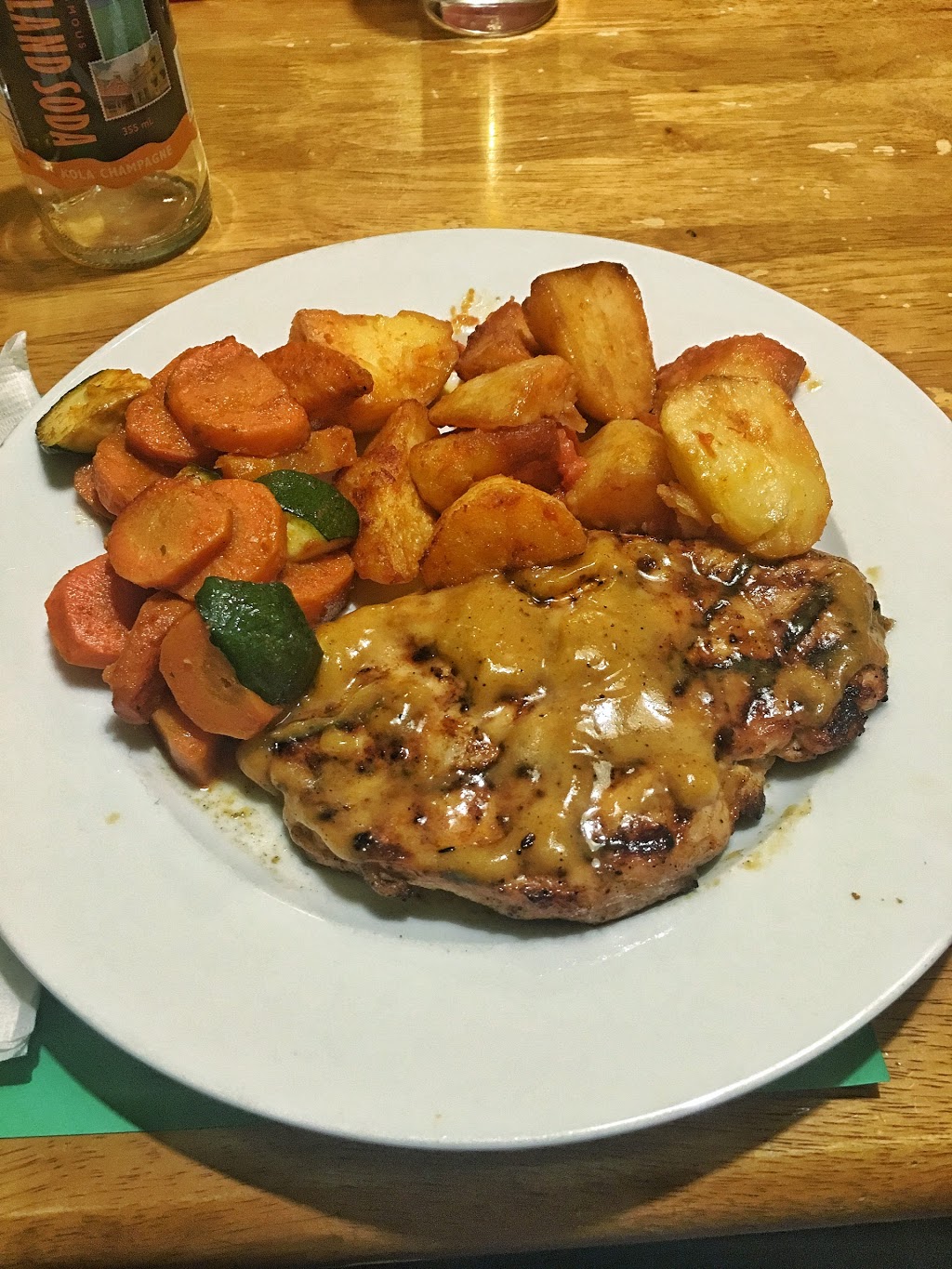 Konga Cafe | 204 Avenue H N, Saskatoon, SK S7L 2B7, Canada | Phone: (306) 244-7867