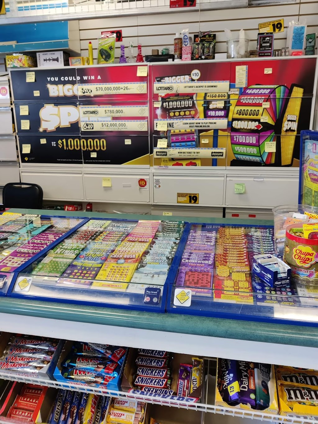 NUN & ZIZI CONVENIENCE STORE | 1405 Ottawa St N #104, Kitchener, ON N2A 3Z1, Canada | Phone: (226) 989-2987