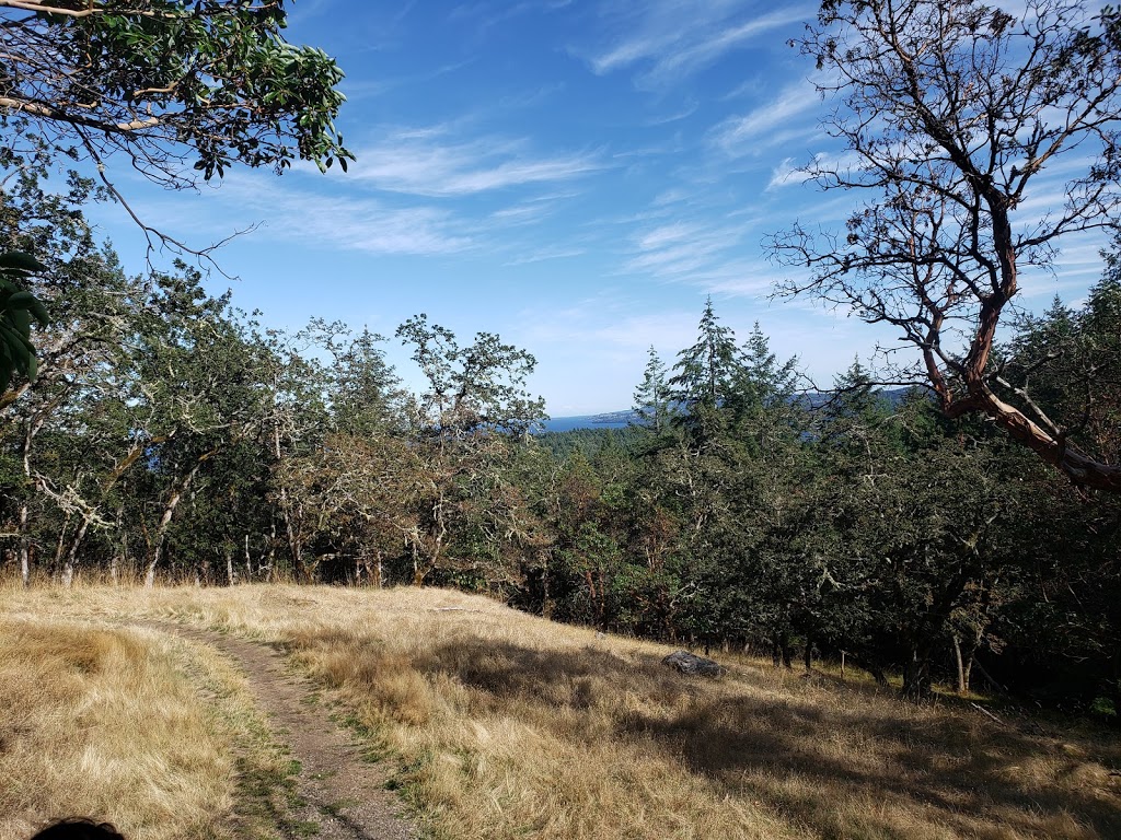 Notch Hill Park | 9G2, Powder Point Rd, Nanoose Bay, BC V9P 9G2, Canada | Phone: (250) 390-4111