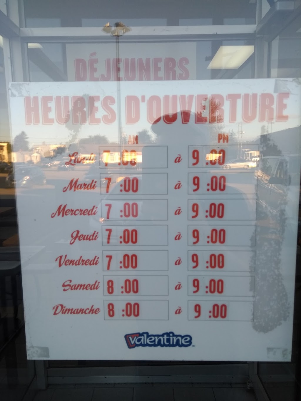 Valentine | 310 Boul Thibeau Sect, Trois-Rivières, QC G8T 6Y4, Canada | Phone: (819) 373-4455