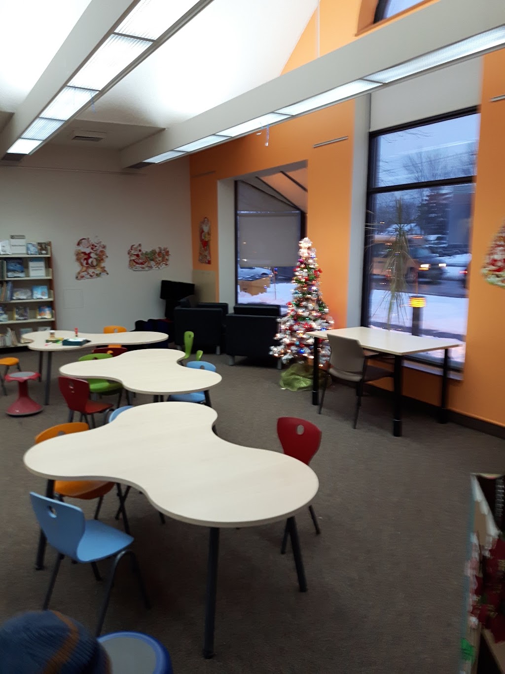 Bibliothèque Philippe-Panneton | 4747 Bd Arthur-Sauvé, Laval, QC H7R 5P8, Canada | Phone: (450) 978-8919