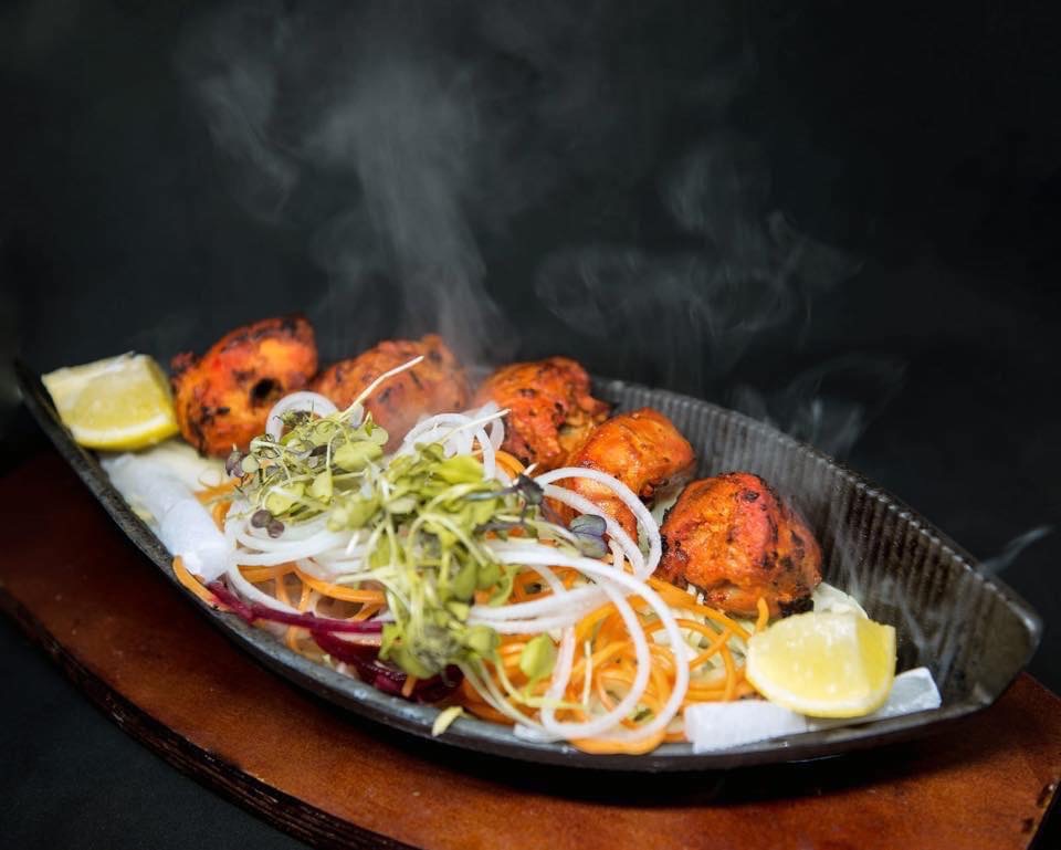 Daal Roti Indian Curry Xpress | 196 McEwan Dr E Unit -12, Bolton, ON L7E 4E5, Canada | Phone: (289) 487-0404