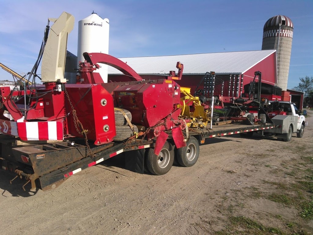 Vanderzwaag Contracting | 2715 Scotch Bush Rd, Douglas, ON K0J 1S0, Canada | Phone: (613) 639-0575