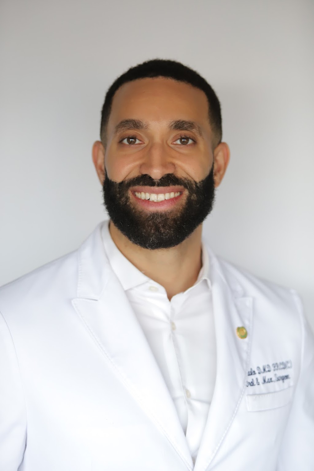 Southwestern Oral & Maxillofacial Surgical Centres | 860 Tecumseh Rd E #200, Windsor, ON N8X 4E7, Canada | Phone: (519) 258-1231