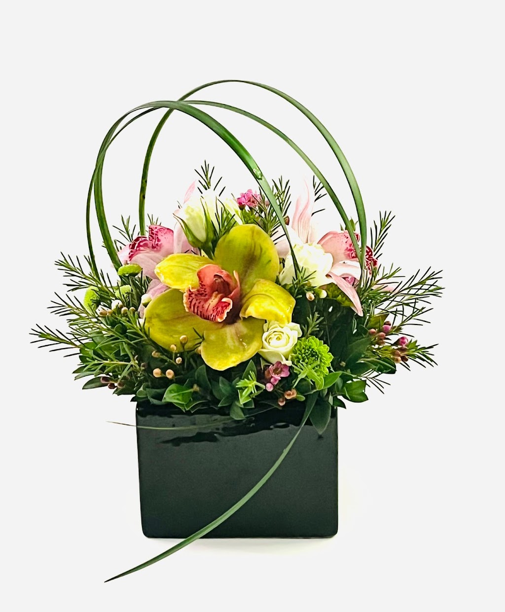 Eight Petals Flower Shop | 58 Harvard Crescent W, Lethbridge, AB T1K 6R4, Canada | Phone: (587) 815-4875