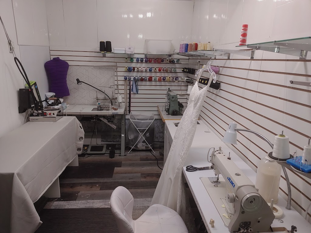 In Love alteration | 10206 152 St #115, Surrey, BC V3R 6N7, Canada | Phone: (778) 980-2410
