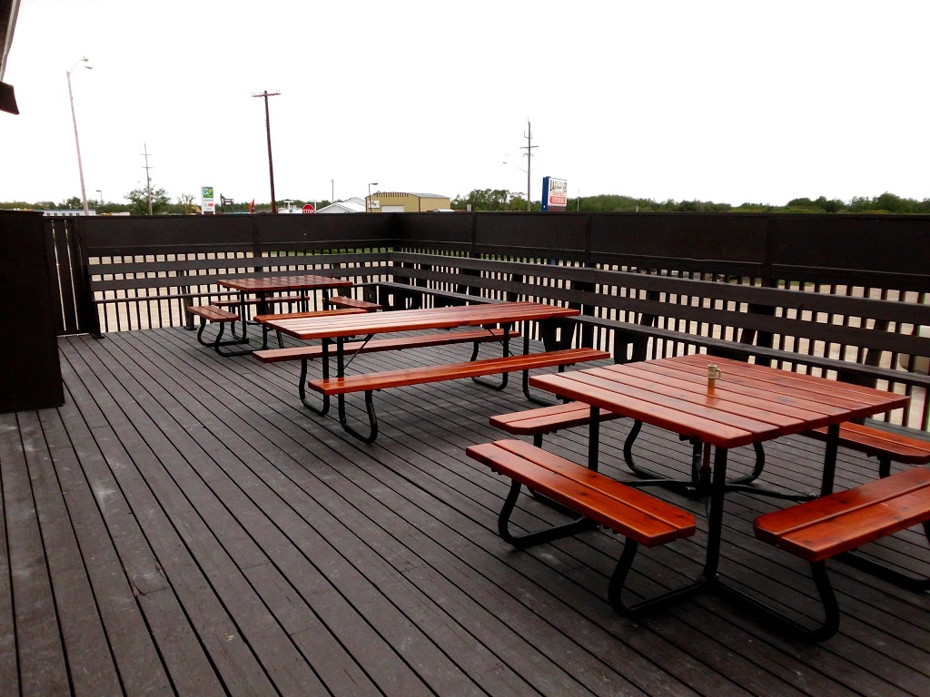 Lundar Motor Hotel | Highway 6 at Main St., Lundar, MB R0C 1Y0, Canada | Phone: (204) 762-5566