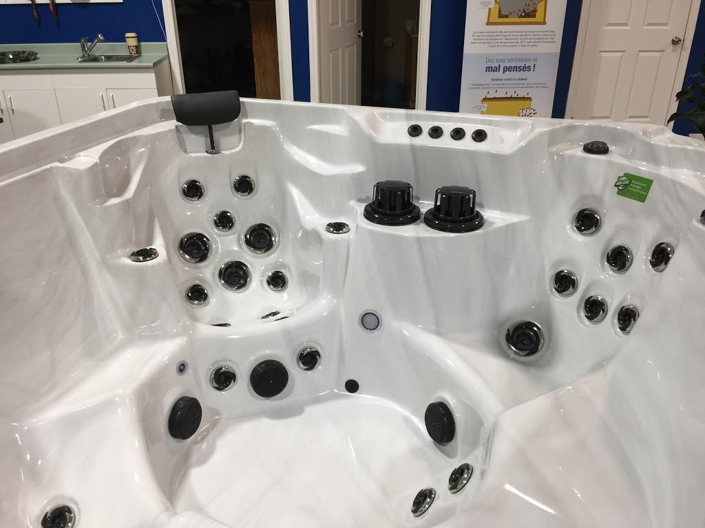 Aqua Spa des Cantons | 621 Avenue des Érables, Brigham, QC J2K 4C2, Canada | Phone: (450) 955-0733